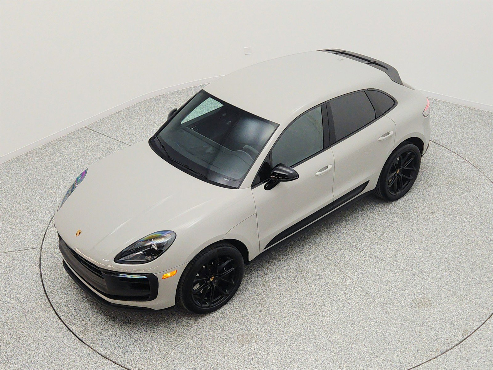 Used 2024 Porsche Macan GTS AWD/4WD image 22