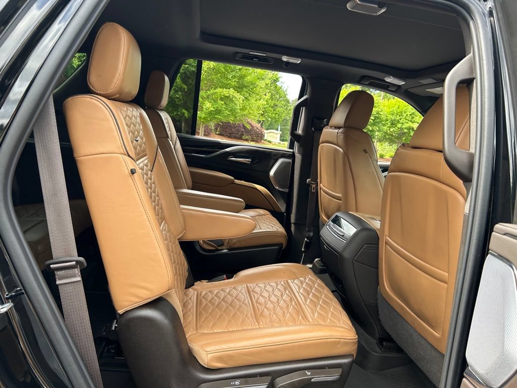 Used 2024 Cadillac Escalade Sport w/ LPO, ONYX Package AWD/4WD image 52
