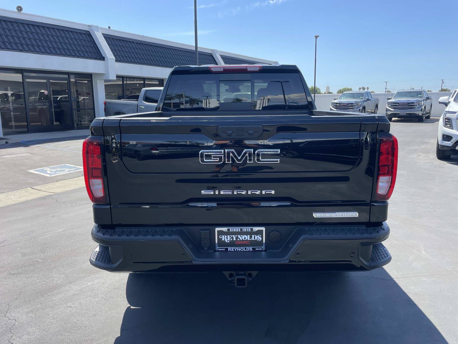 New 2026 GMC Sierra 1500 Elevation w/ Elevation Premium Package AWD/4WD image 6