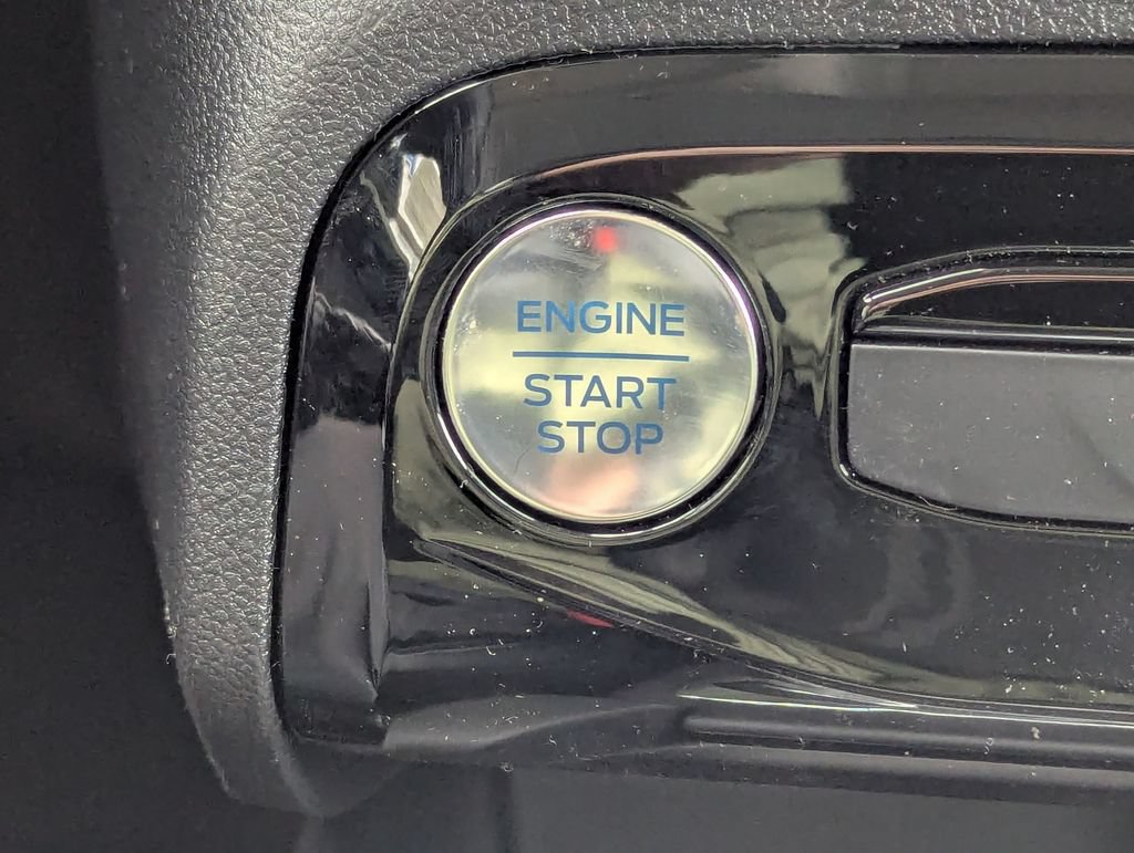 New 2026 Ford Escape SE FWD image 12