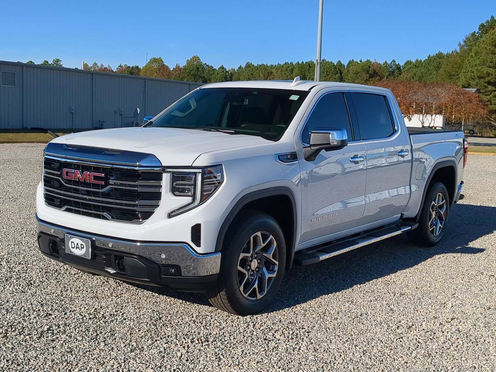 New 2026 GMC Sierra 1500 SLT w/ SLT Premium Package image 4