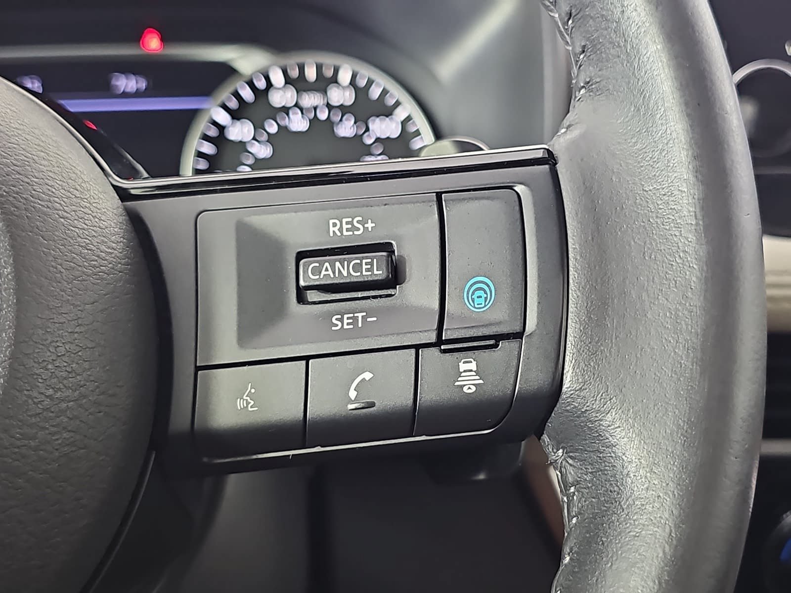 Used 2023 Nissan Rogue SL w/ SL Premium Package AWD/4WD image 18