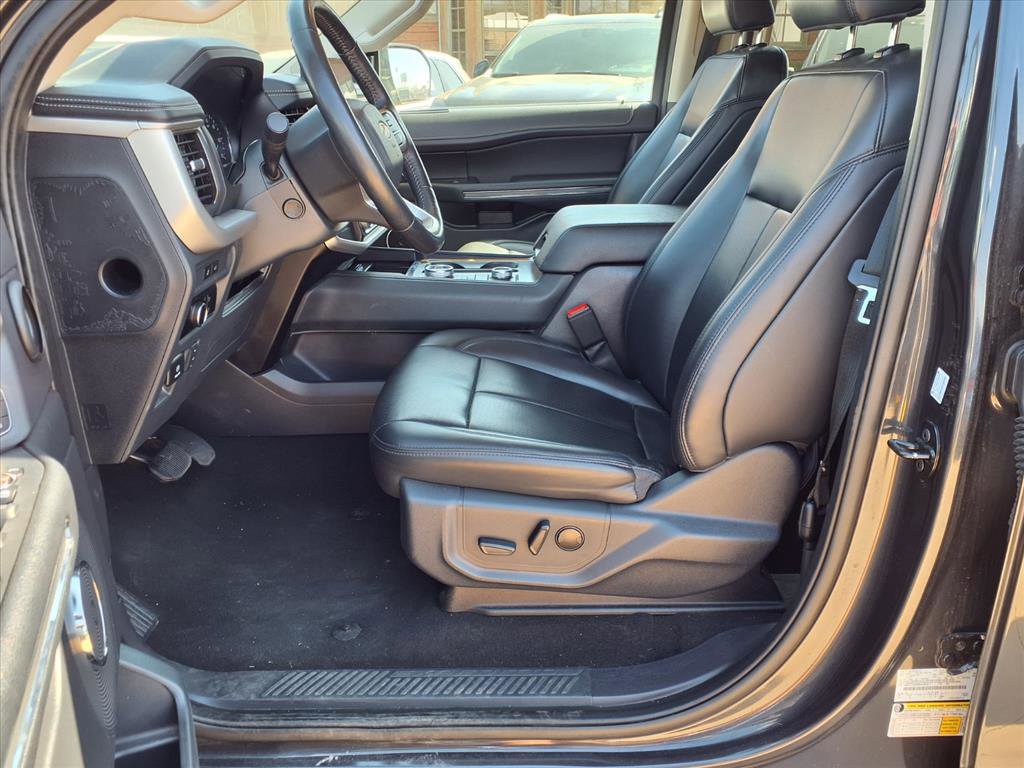 Used 2024 Ford Expedition XLT AWD/4WD image 18