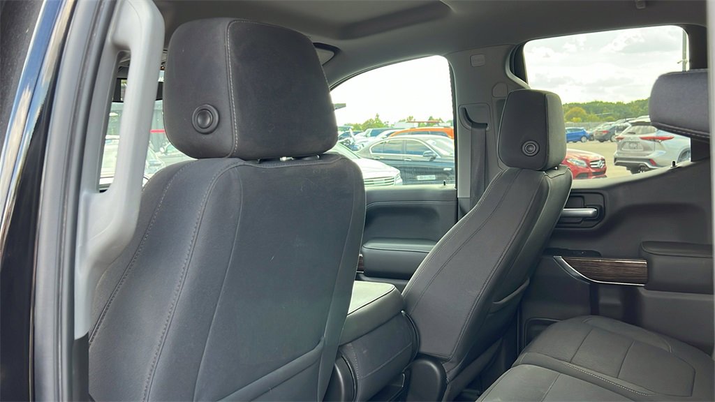 Used 2020 GMC Sierra 1500 SLE w/ SLE Value Package image 32