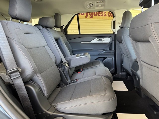 New 2026 Ford Explorer Active image 4