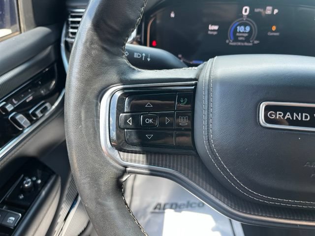 Used 2022 Jeep Grand Wagoneer Series II AWD/4WD image 18