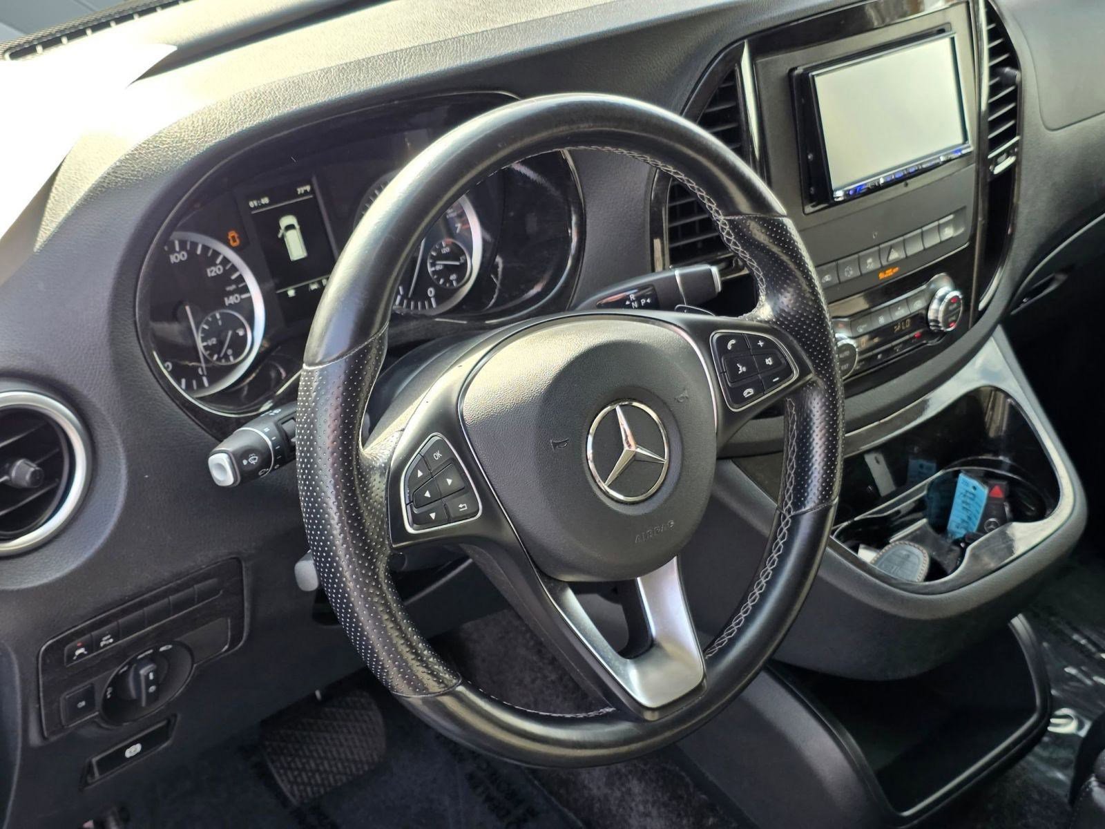 Used 2018 Mercedes-Benz Metris Passenger image 30