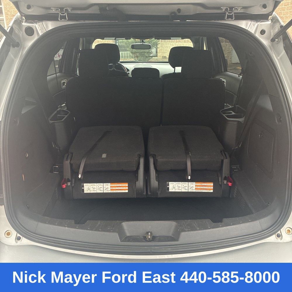 Used 2015 Ford Explorer XLT w/ Equipment Group 201A image 9