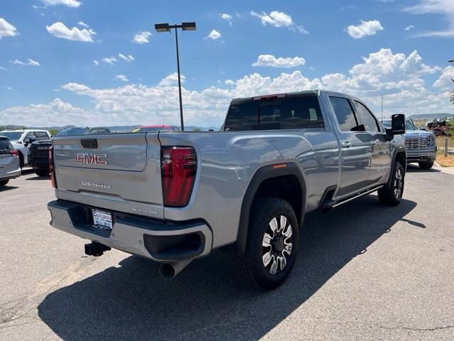 Used 2025 GMC Sierra 3500 Denali w/ Denali Reserve Package AWD/4WD image 5