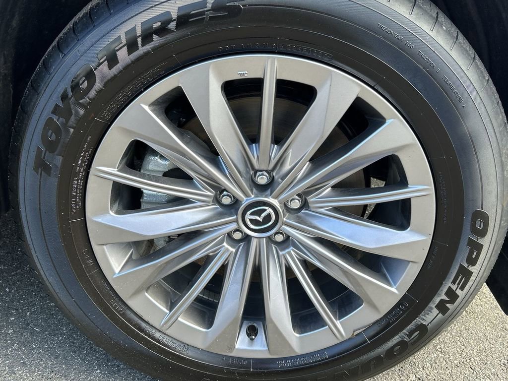 Certified 2025 MAZDA CX-90 3.3 Turbo w/ Preferred Package image 13