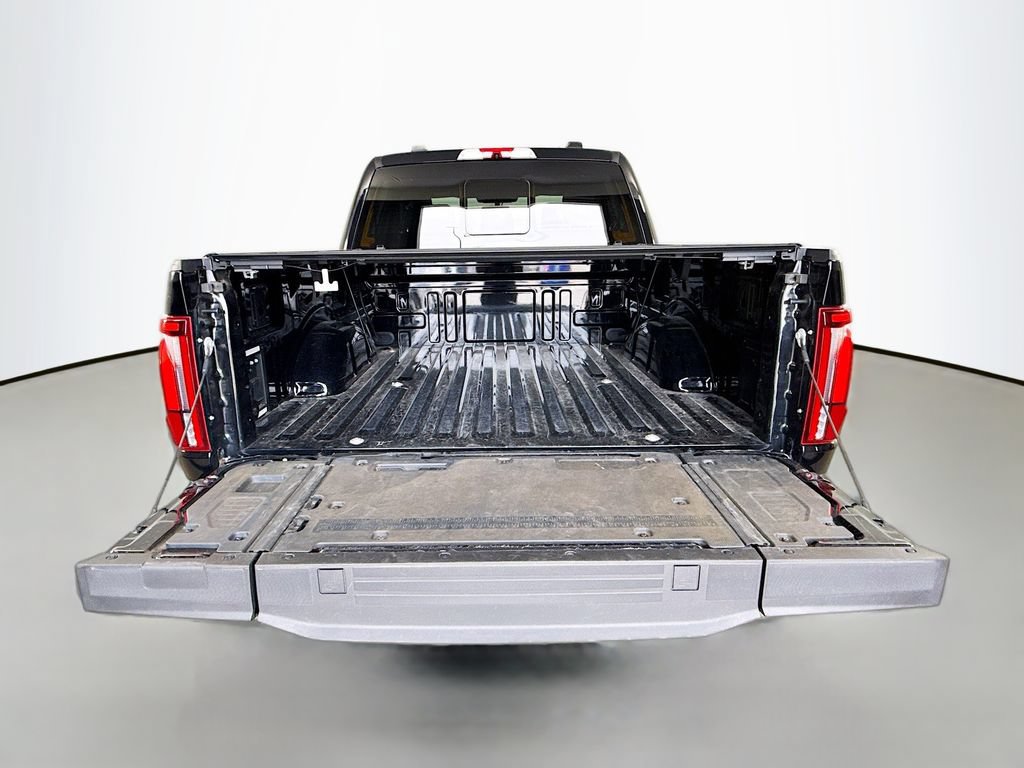 Used 2024 Ford F150 Platinum w/ FX4 Off-Road Package AWD/4WD image 26