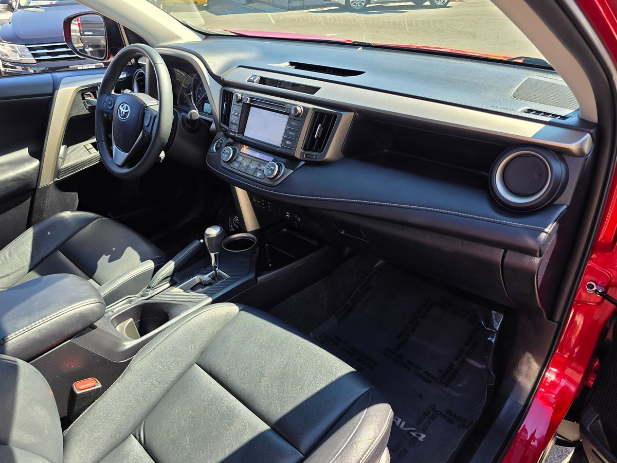 Used 2015 Toyota RAV4 Limited image 10