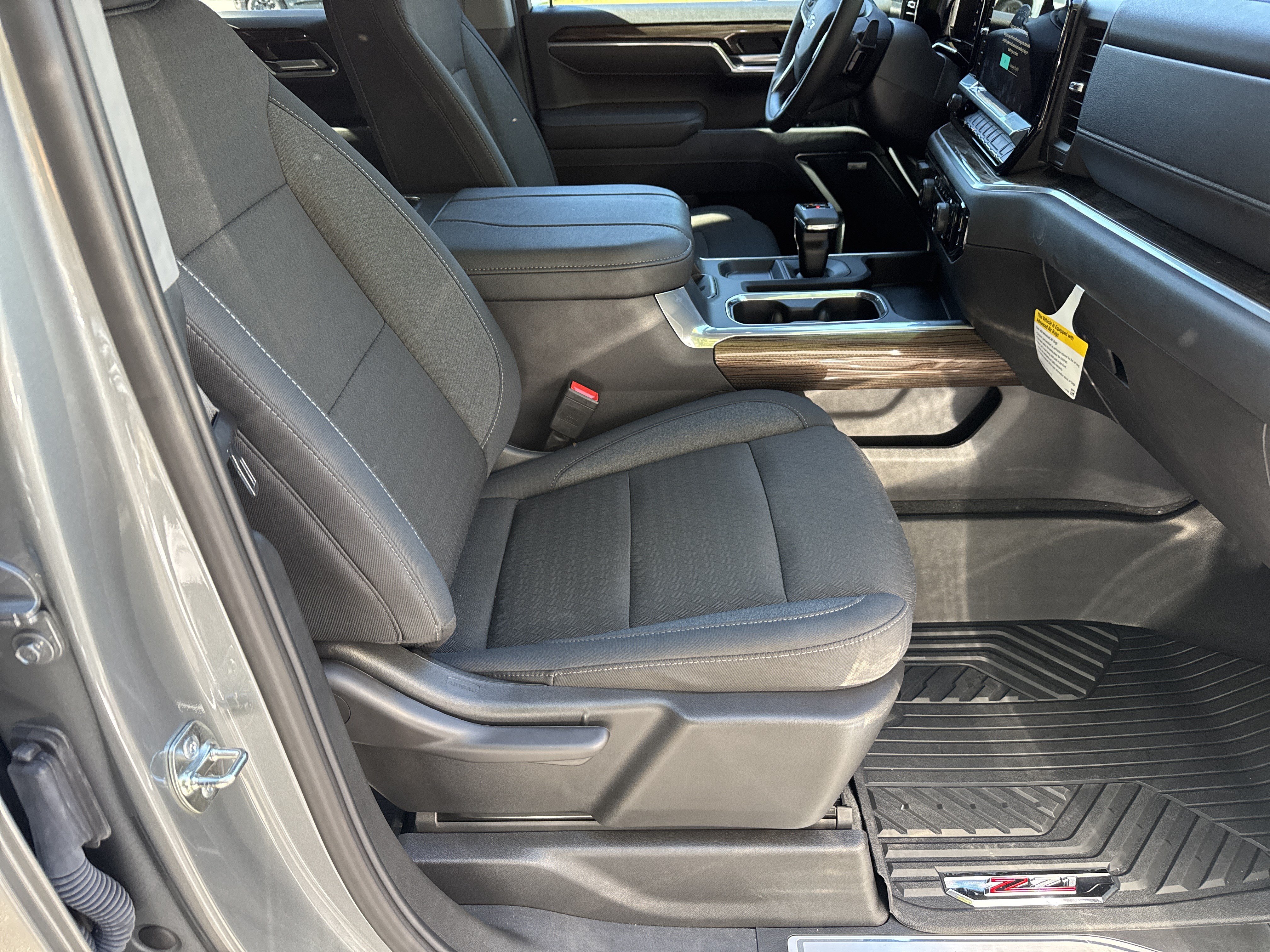 New 2026 Chevrolet Silverado 1500 LT Trail Boss w/ Convenience Package II AWD/4WD image 13