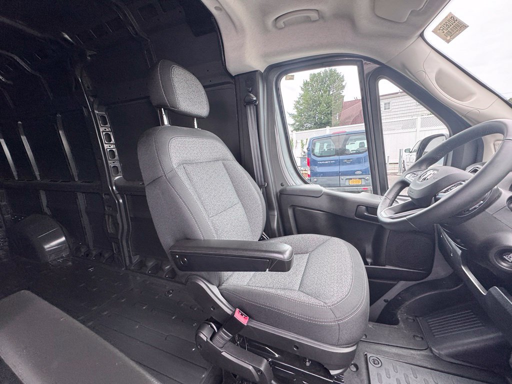 Used 2026 RAM ProMaster 3500 w/ Safety Group FWD image 21