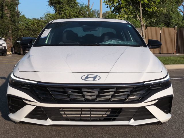 New 2026 Hyundai Elantra SEL Sport FWD image 9
