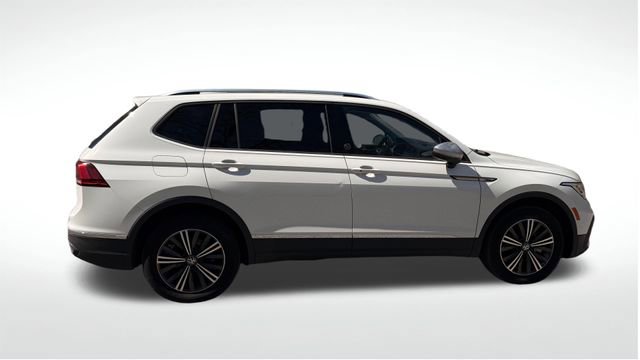 Used 2024 Volkswagen Tiguan Wolfsburg Edition image 10