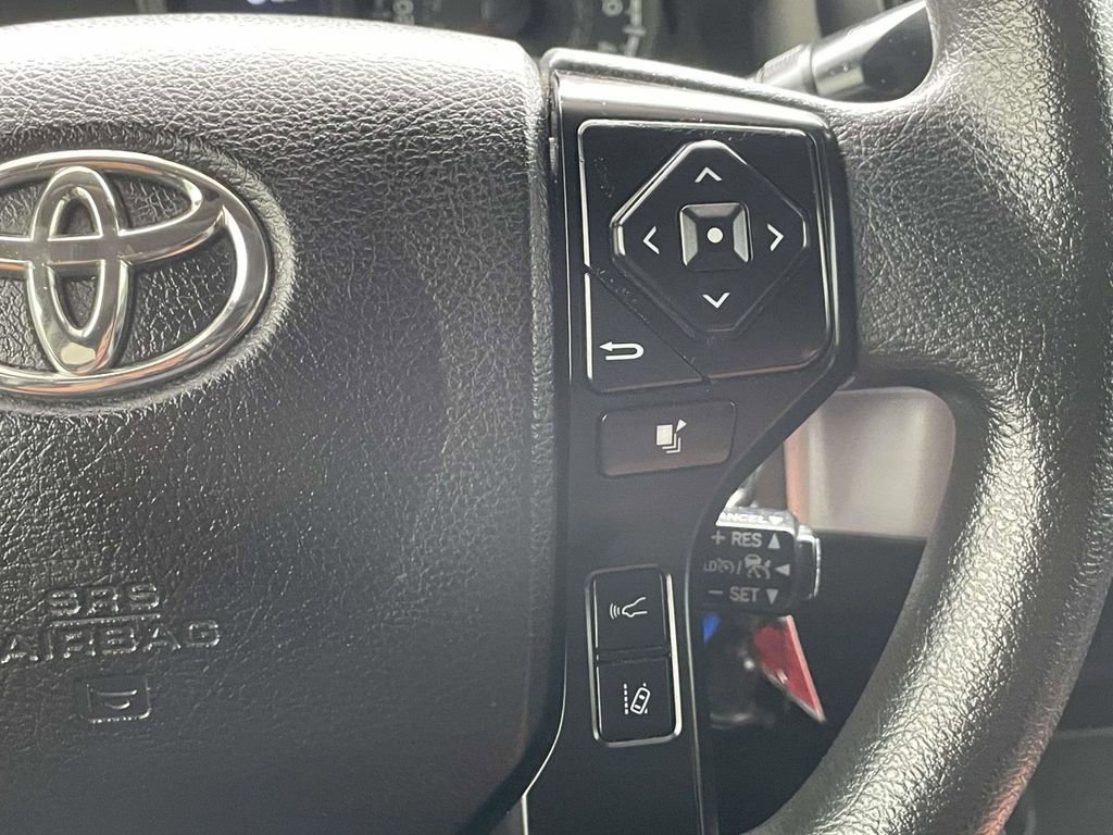 Used 2021 Toyota Tacoma SR AWD/4WD image 27