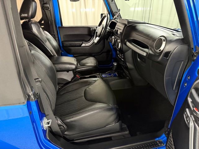 Used 2015 Jeep Wrangler Sport image 7