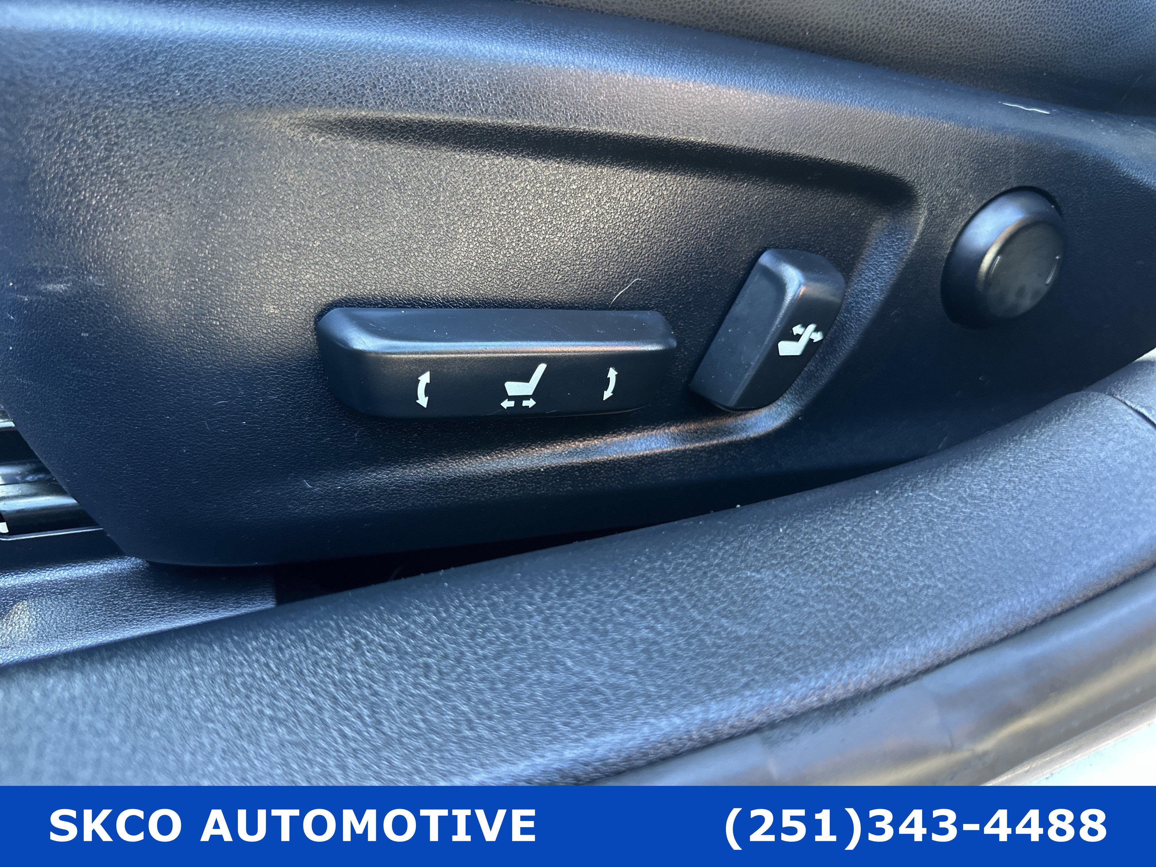 Used 2018 Lexus IS 300 w/ Accessory Package 2 RWD image 27