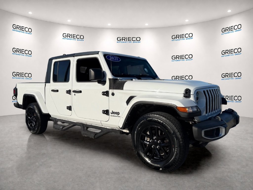 Used 2021 Jeep Gladiator Sport AWD/4WD image 1