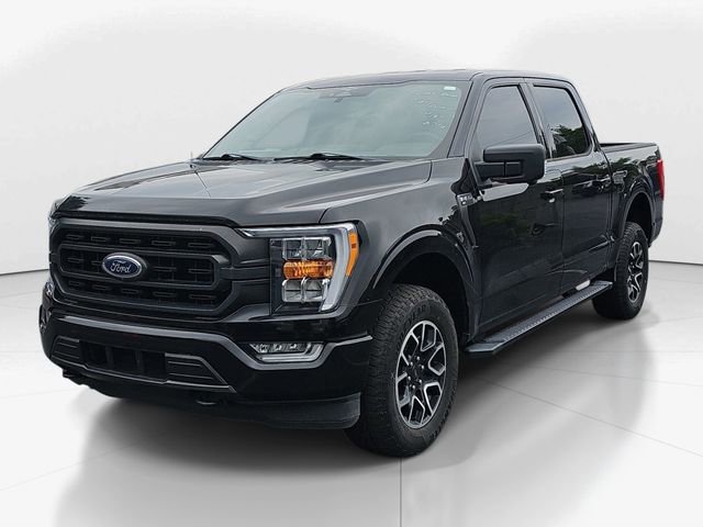 Used 2023 Ford F150 XLT w/ Equipment Group 302A High AWD/4WD image 7