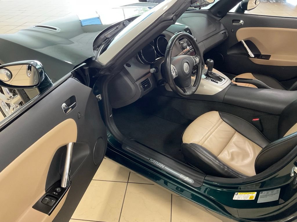 Used 2008 Saturn Sky Red Line RWD image 9