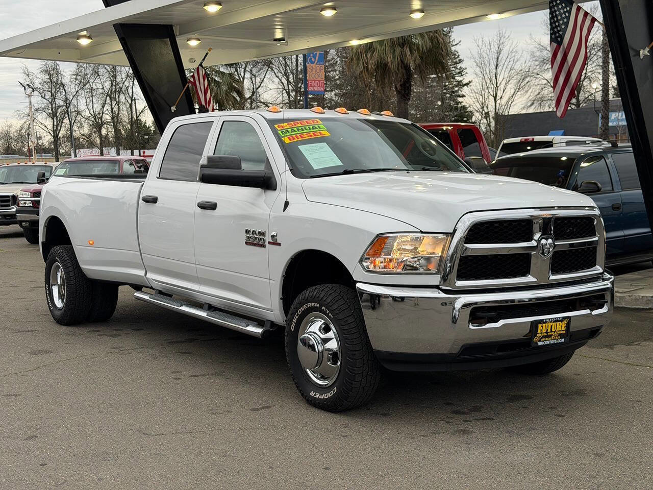 Used 2017 RAM 3500 Tradesman w/ Chrome Appearance Group image 54