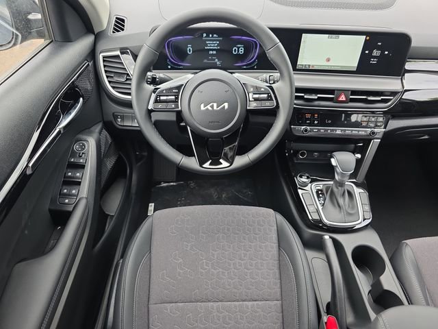 New 2026 Kia Seltos S FWD image 7