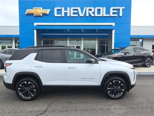 New 2026 Chevrolet Equinox RS w/ Convenience Package III image 3