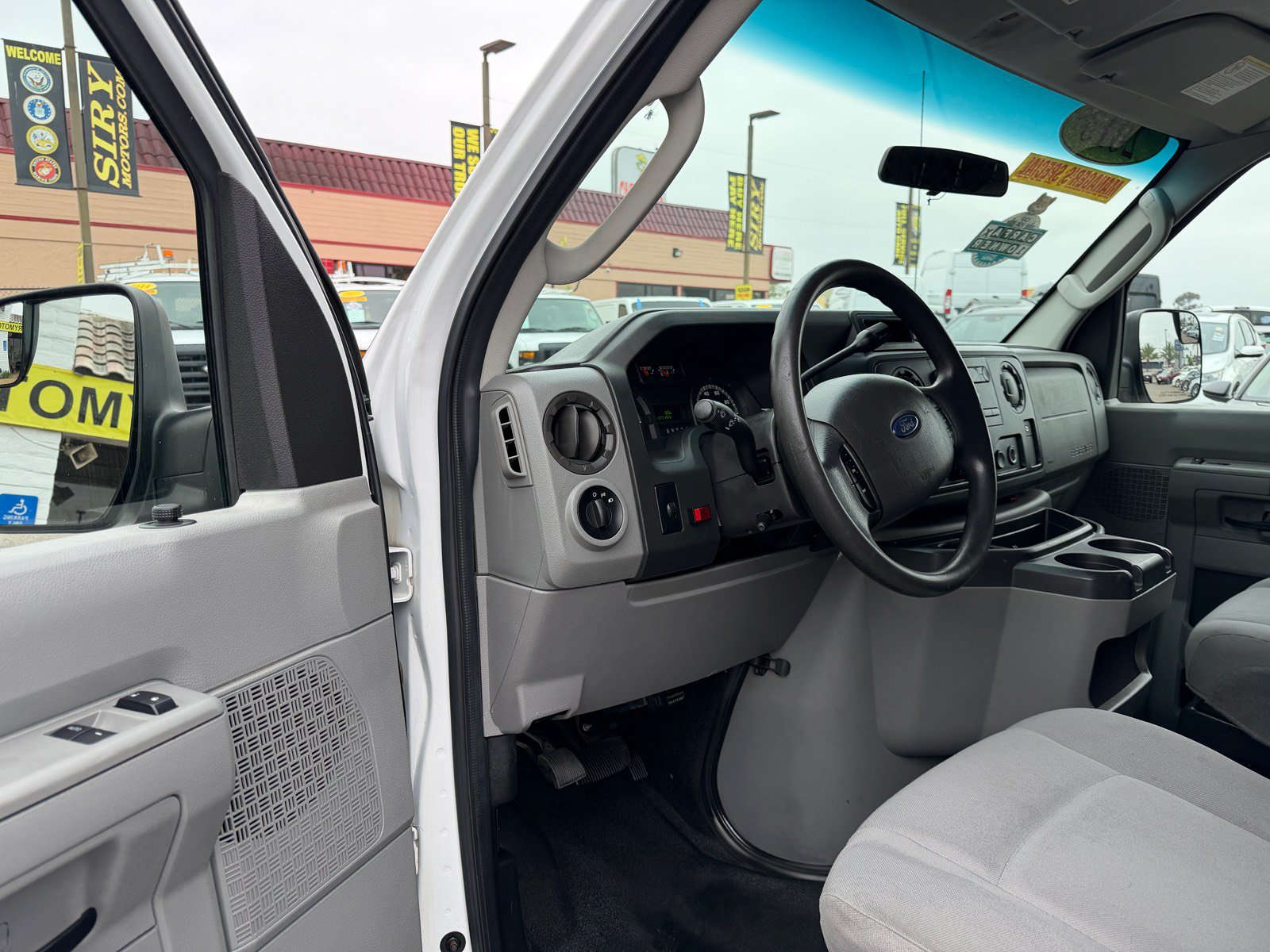 Used 2013 Ford E-150 and Econoline 150 w/ PWR Group RWD image 17