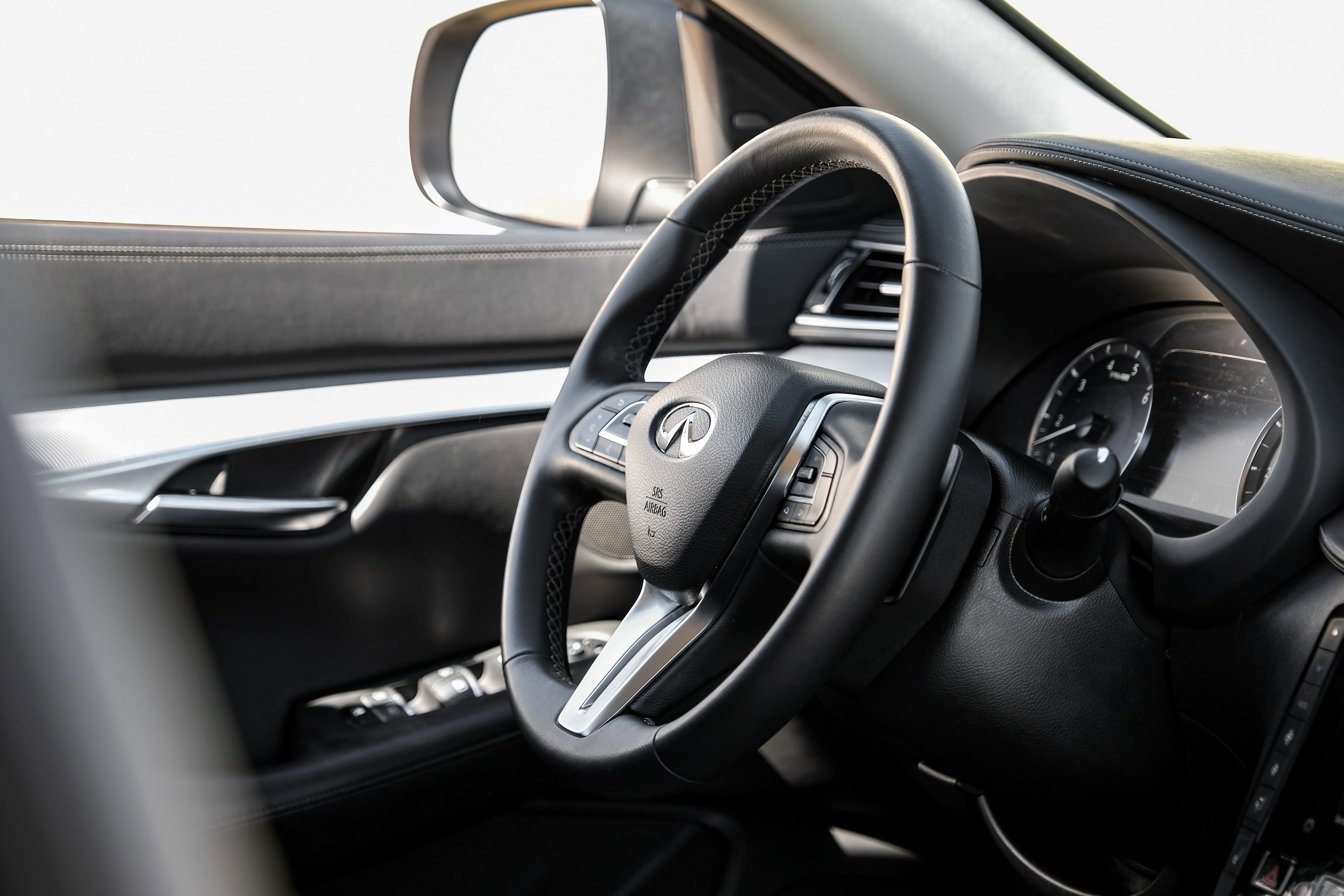 Used 2020 INFINITI QX50 Luxe image 13