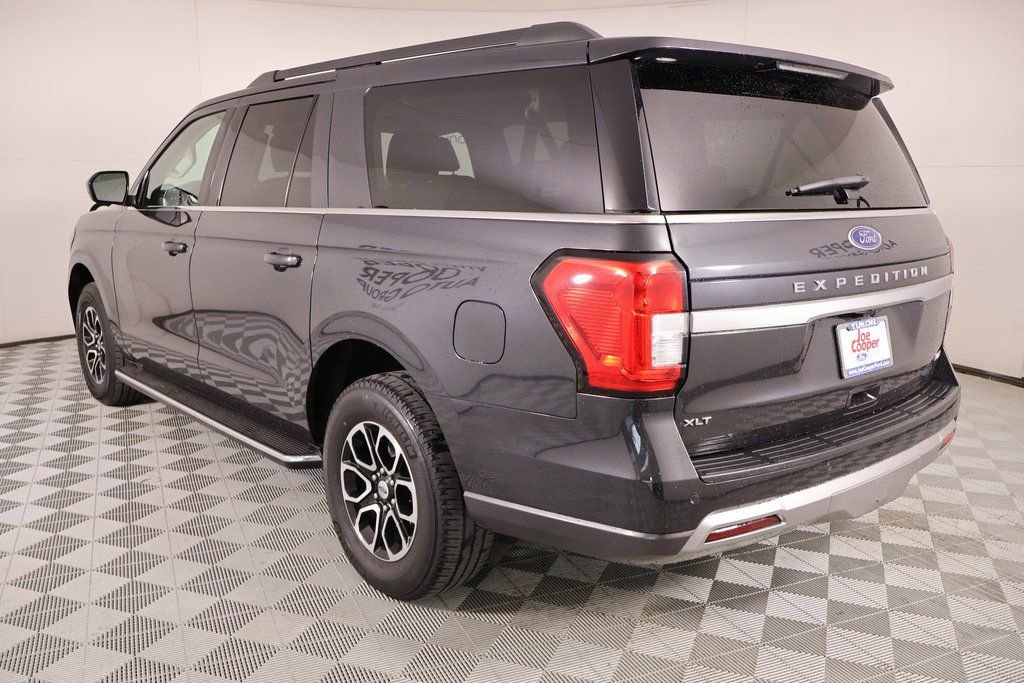 Used 2023 Ford Expedition Max XLT image 24