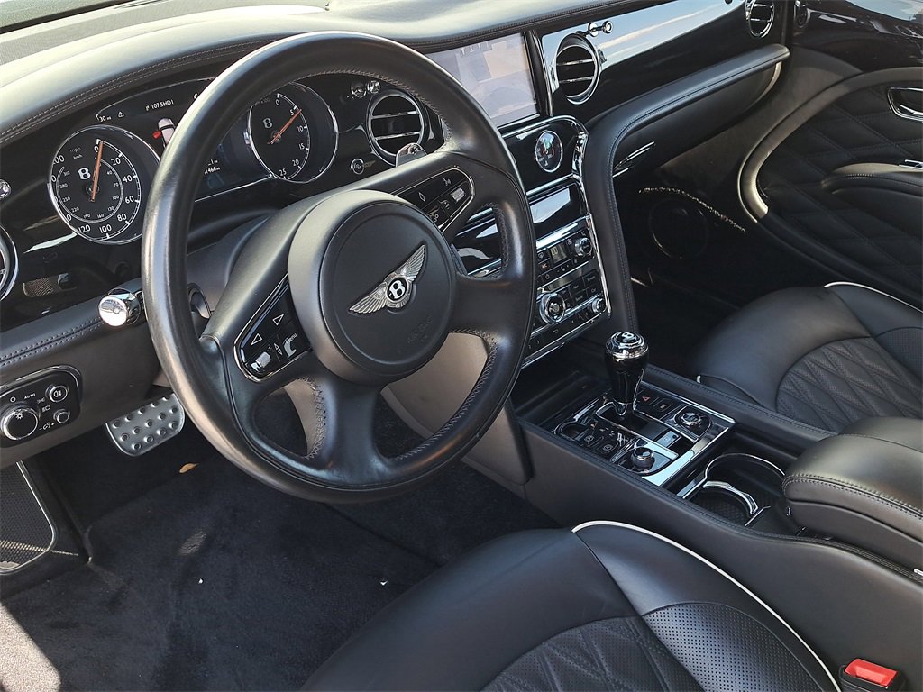 Used 2017 Bentley Mulsanne Speed image 19