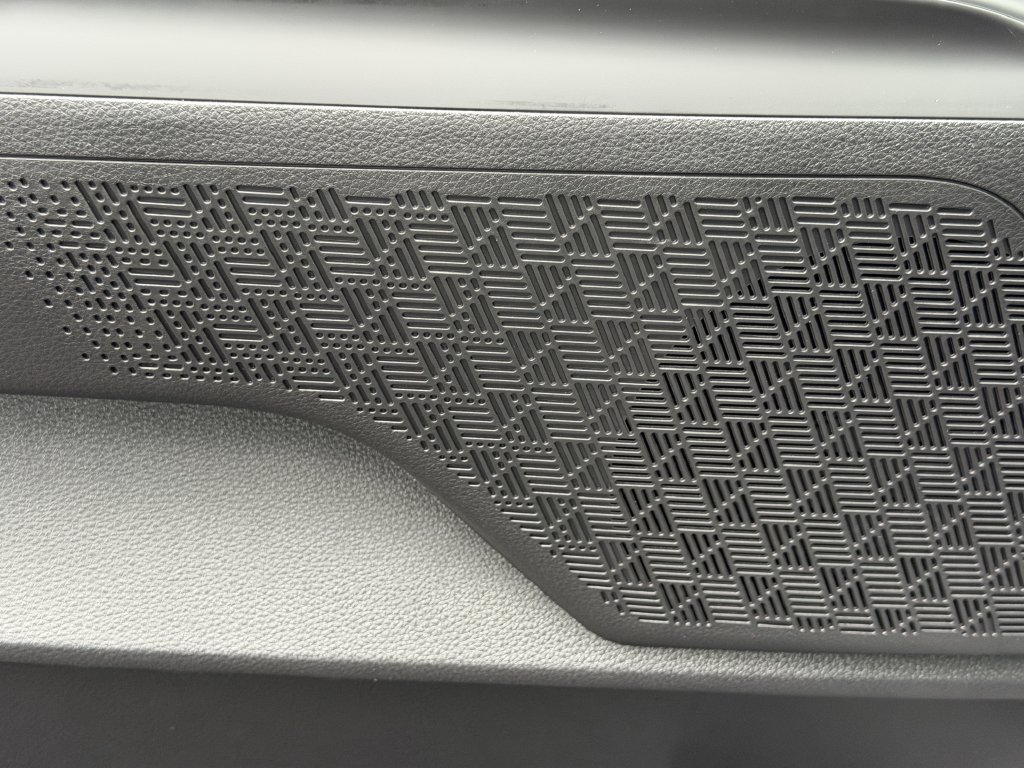 New 2026 Kia Carnival SX w/ SX Dark Edition Package FWD image 21