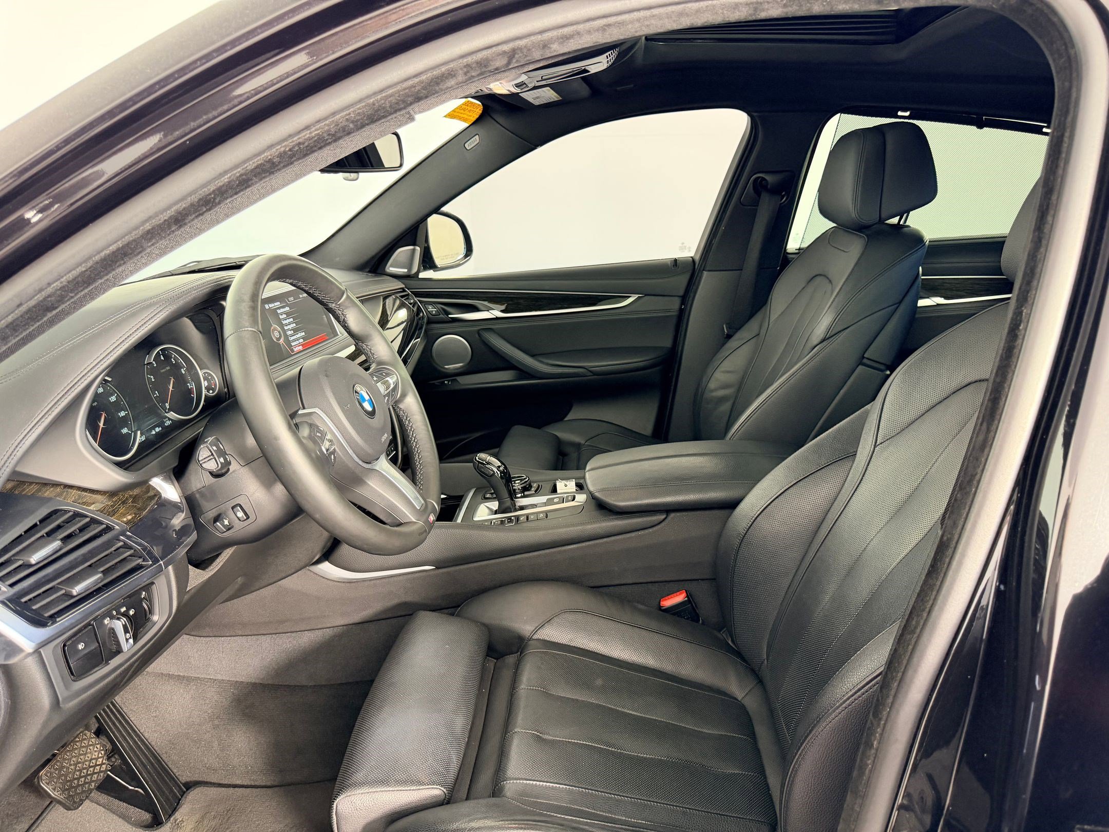 Used 2016 BMW X6 xDrive50i image 23