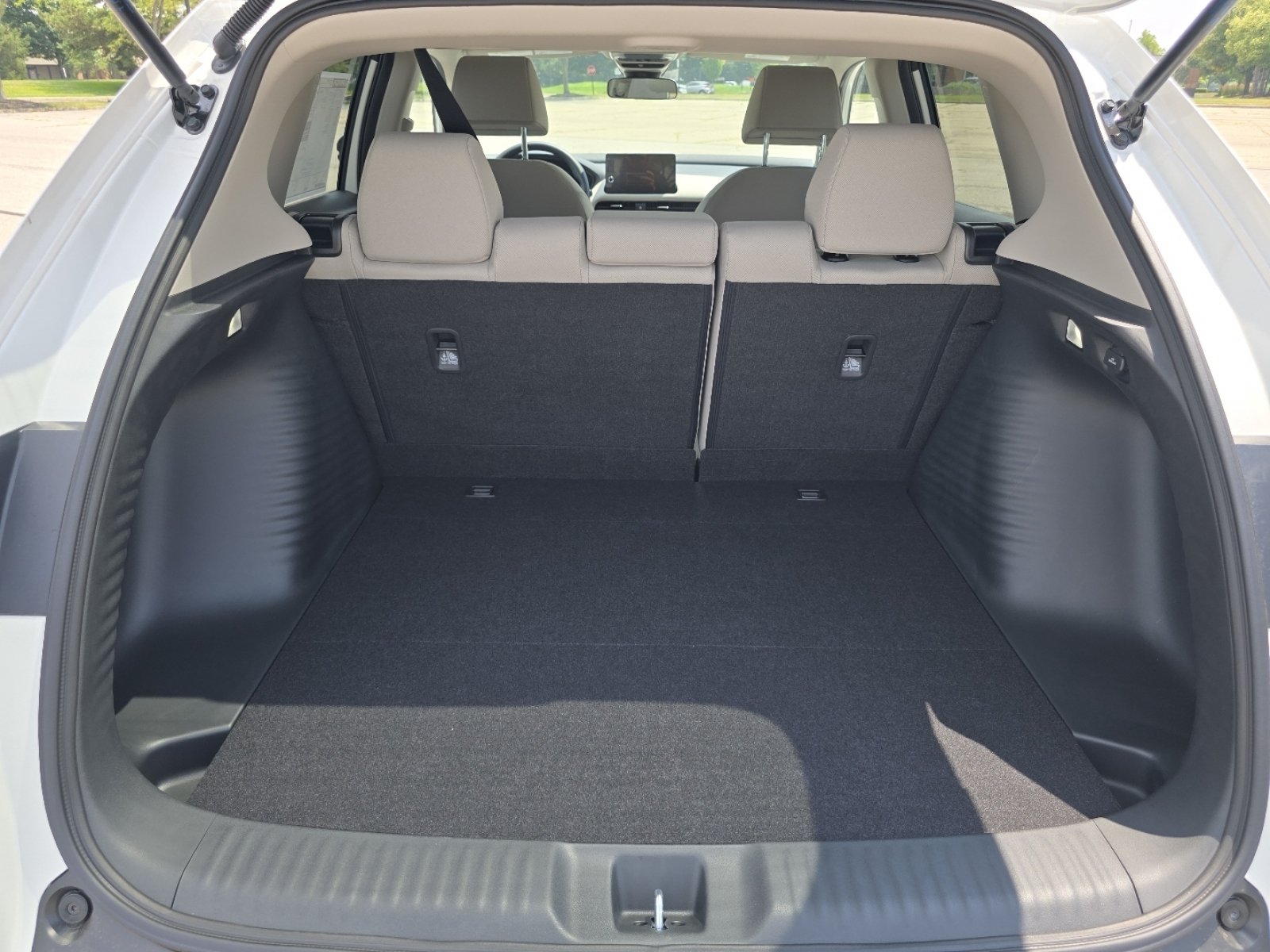 New 2027 Honda HR-V LX image 19