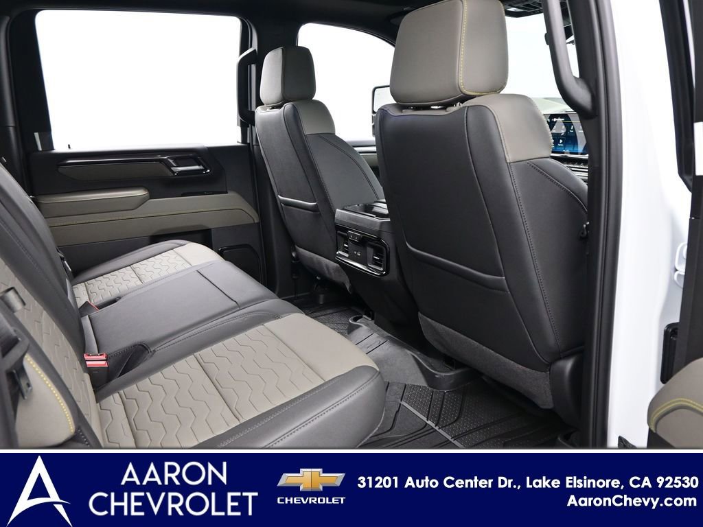 New 2026 Chevrolet Silverado 2500 ZR2 AWD/4WD image 11
