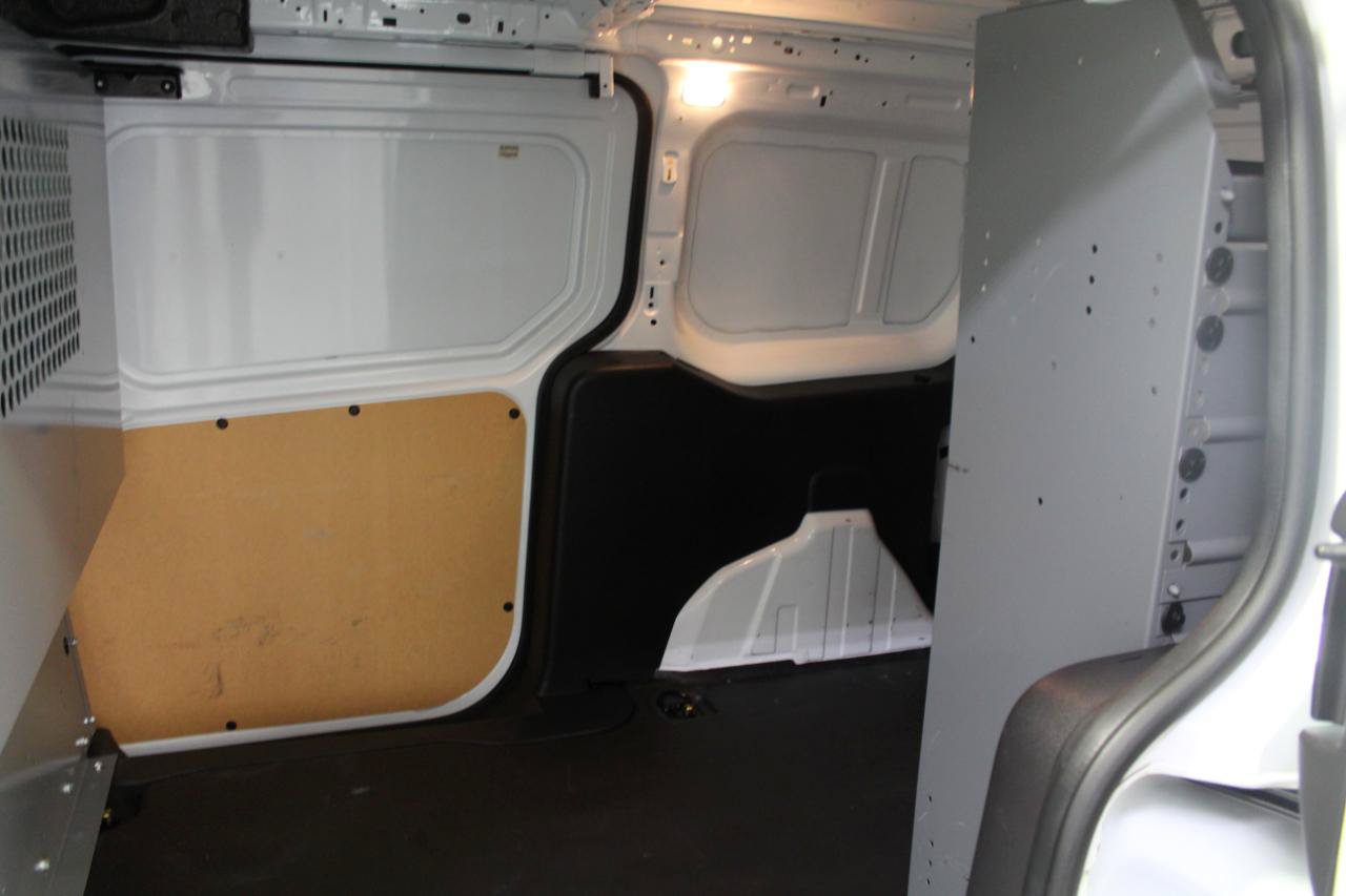 Used 2018 Ford Transit Connect XLT FWD image 19