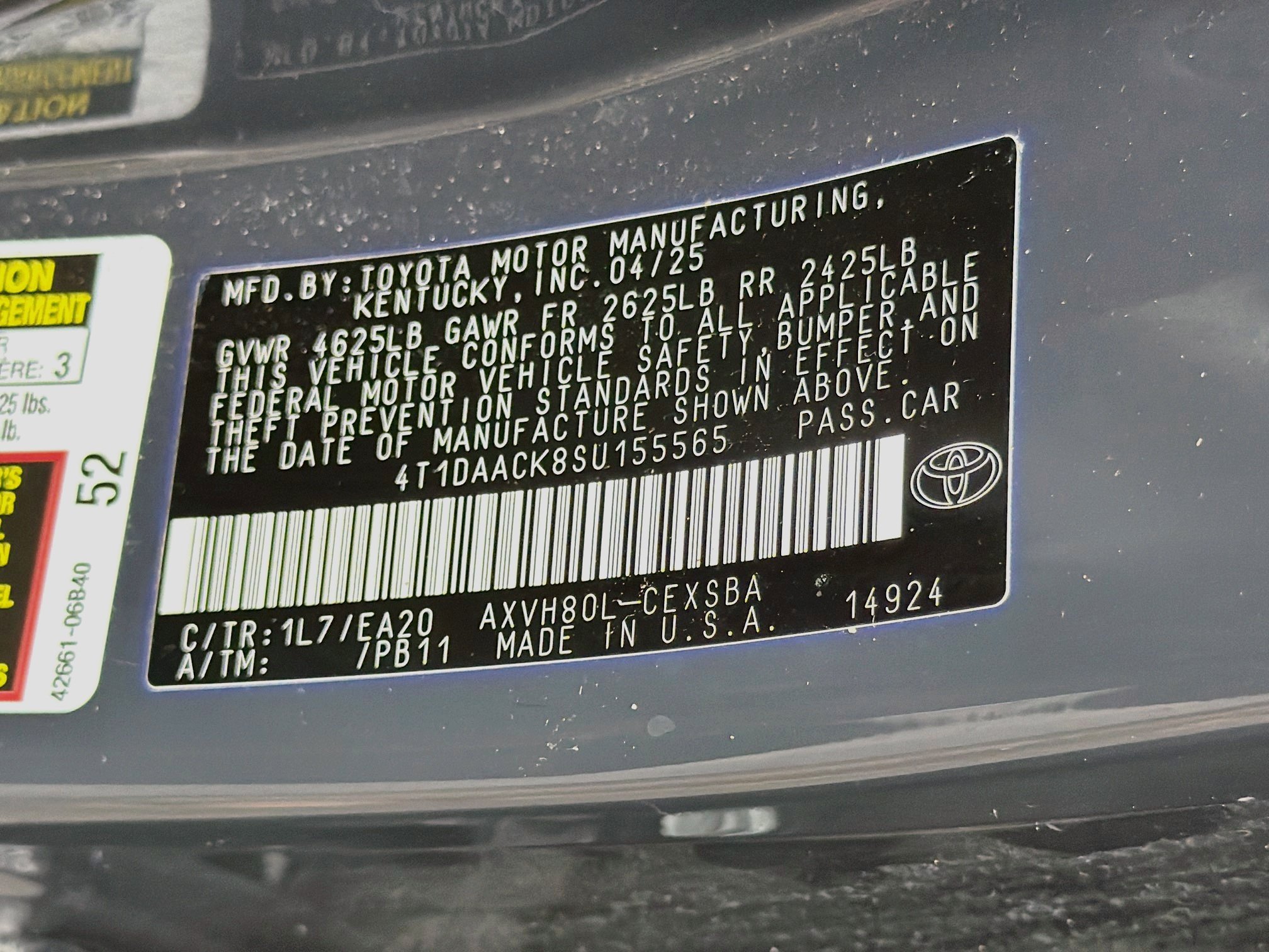 Used 2025 Toyota Camry SE FWD image 43