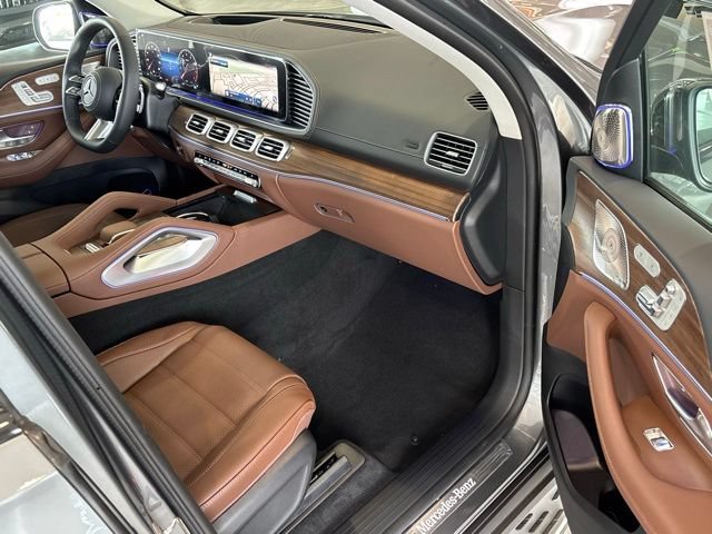 New 2025 Mercedes-Benz GLS 580 4MATIC image 30