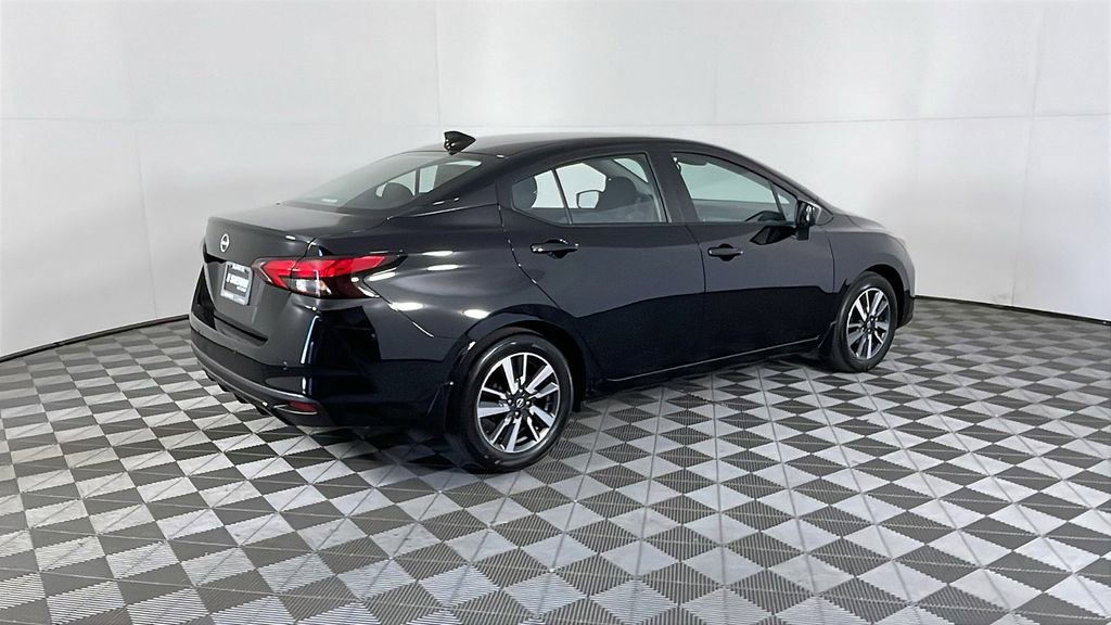 New 2025 Nissan Versa SV w/ Trunk Package image 4