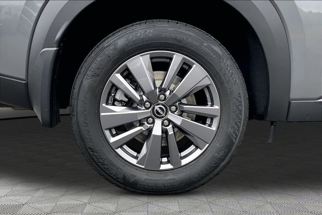 Used 2023 Nissan Pathfinder SV AWD/4WD image 22