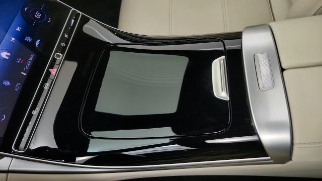 Used 2025 Mercedes-Benz C 300 Sedan image 73