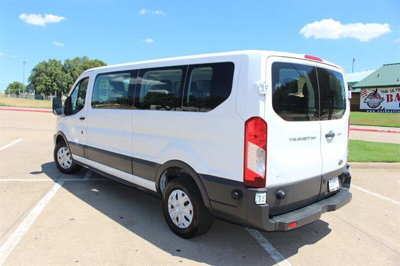 Used 2016 Ford Transit 350 XLT RWD image 2