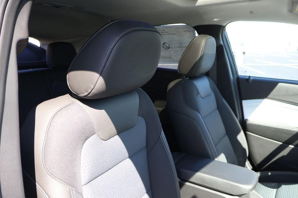 New 2026 Chevrolet Trax LT w/ Sunroof Package FWD image 43