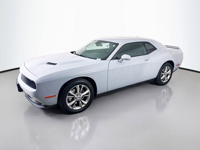 Used 2022 Dodge Challenger SXT w/ Cold Weather Group image 3