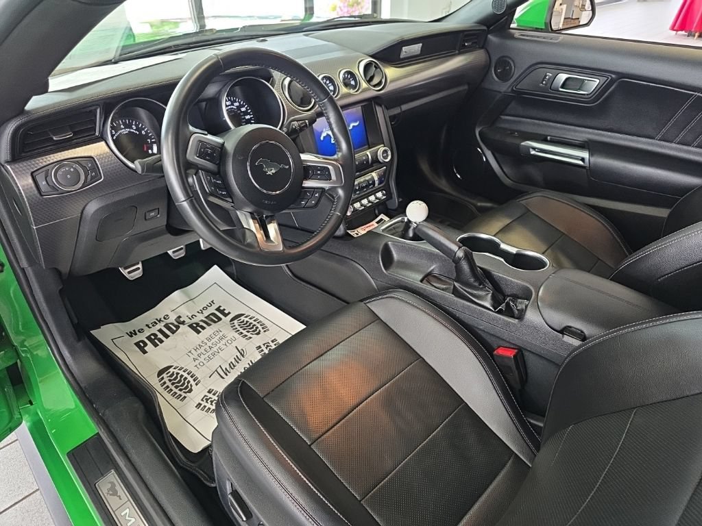 Used 2019 Ford Mustang GT Premium w/ GT Performance Package RWD image 12
