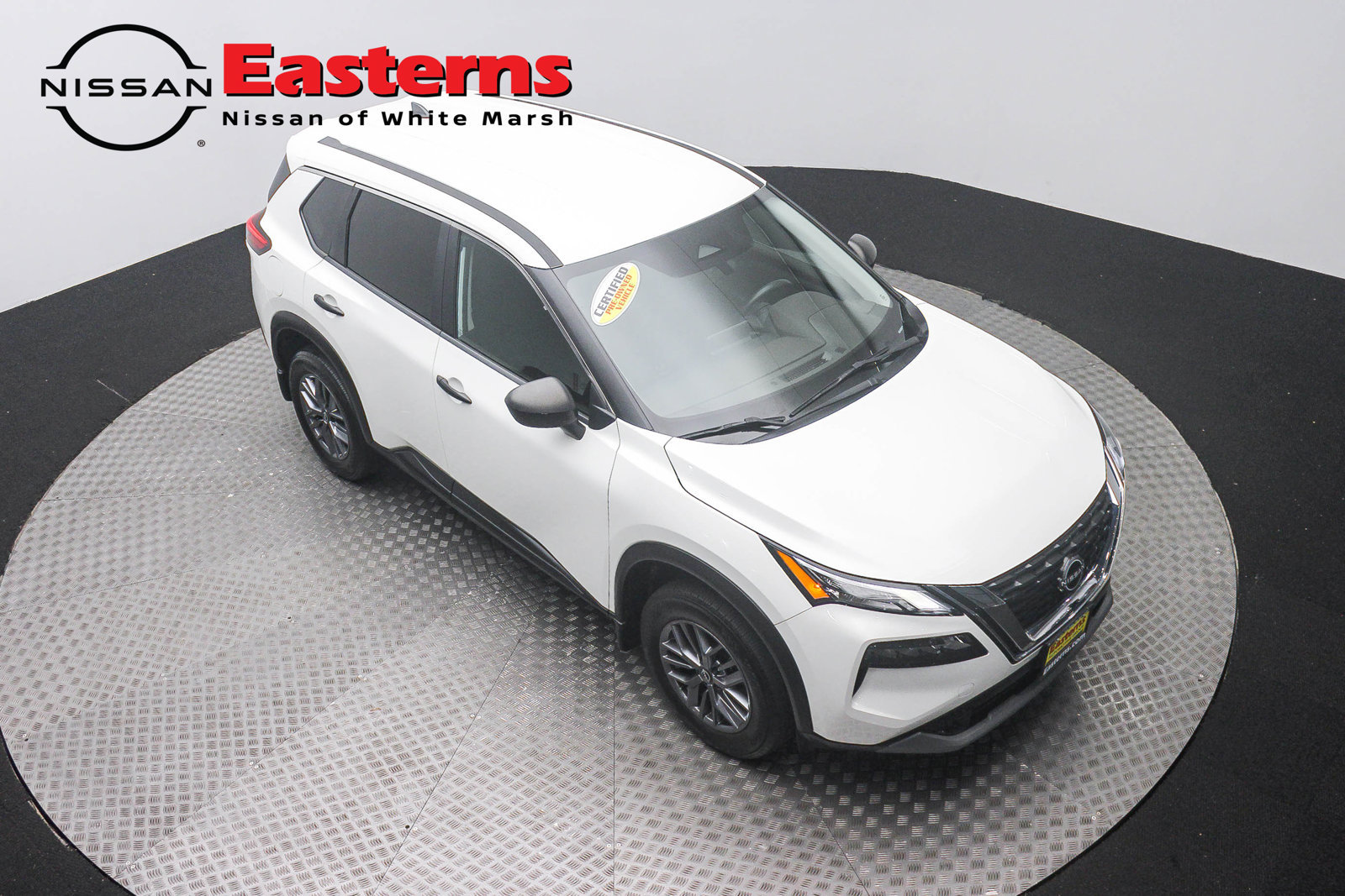Used 2023 Nissan Rogue S AWD/4WD image 3