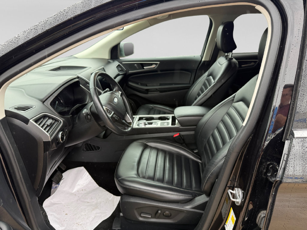Used 2024 Ford Edge SEL AWD/4WD image 19