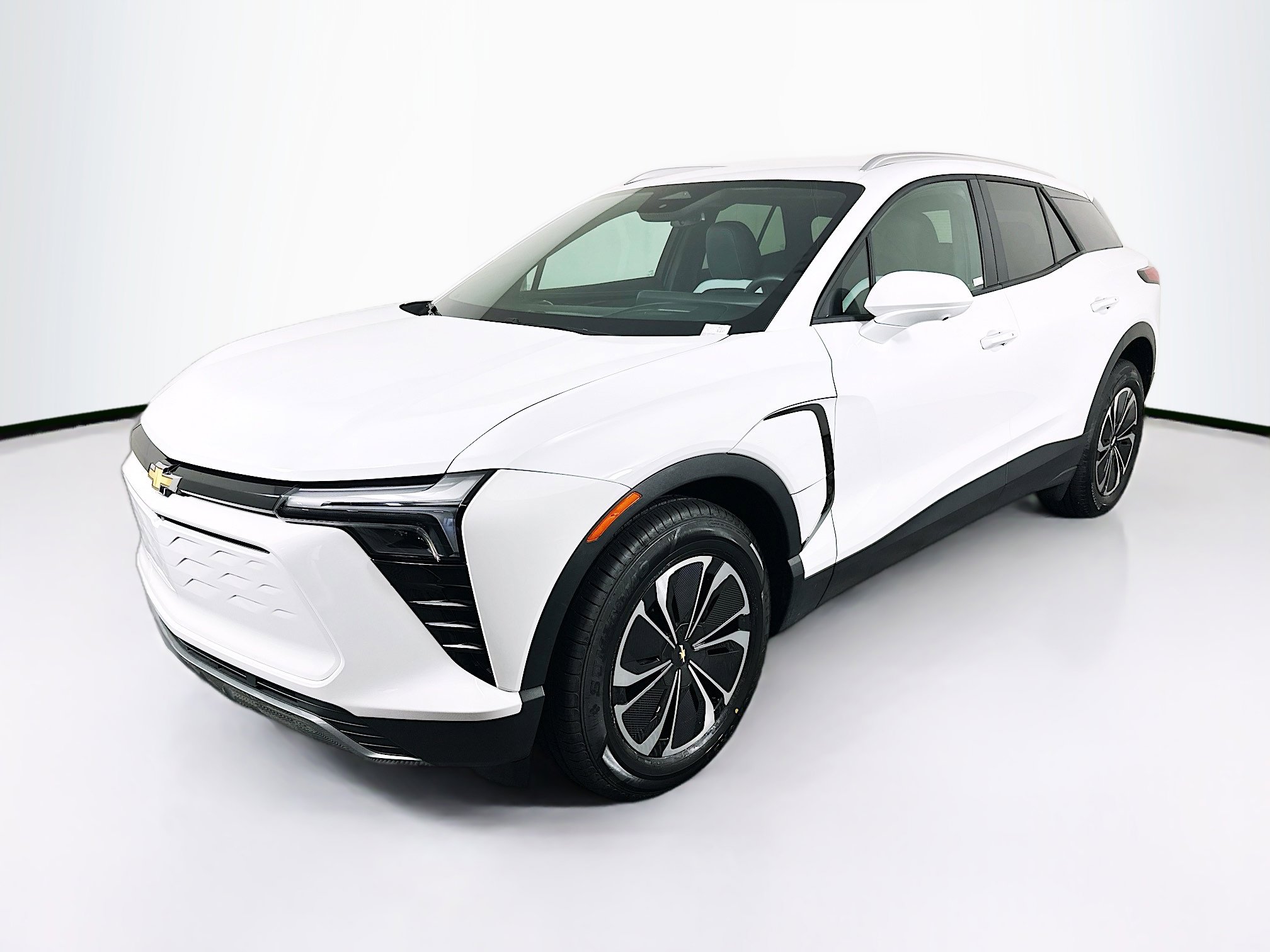 Used 2024 Chevrolet Blazer EV LT AWD/4WD image 3